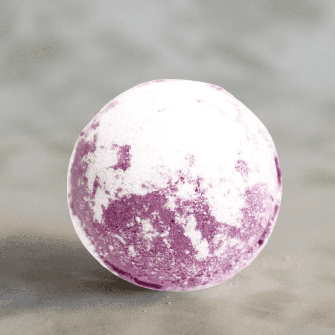 Boule de bain au karité - framboise poivre noir 180g