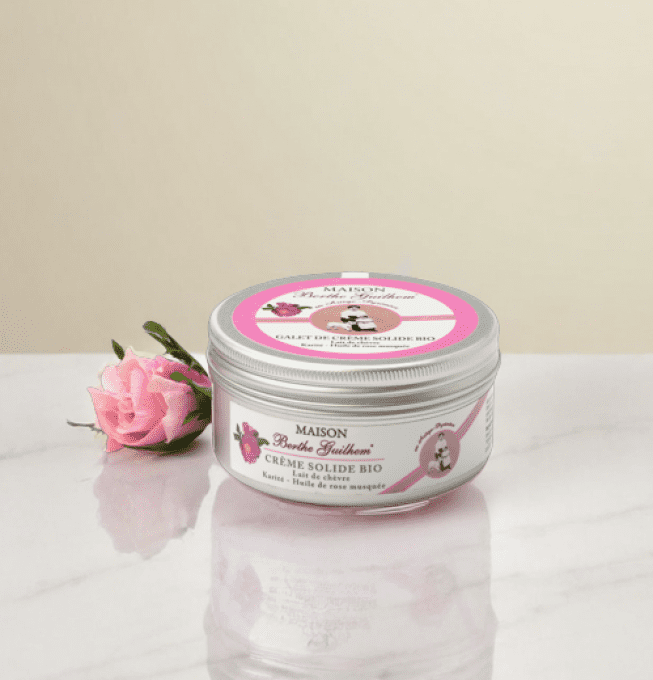 Galet de crème solide bio – Lait de chèvre / beurre de karité / Huile de rose musquée – Harmonisante
