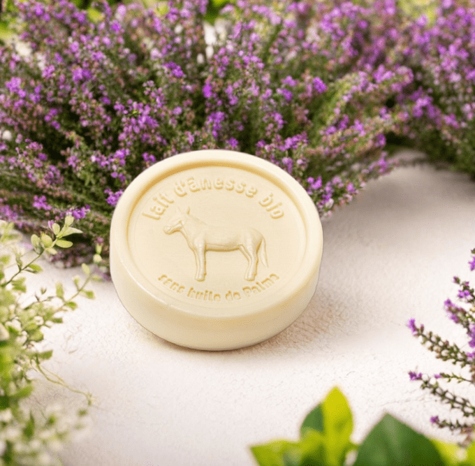 Savon rond sans huile de palme au lait d'ânesse biologique Amande 100g 