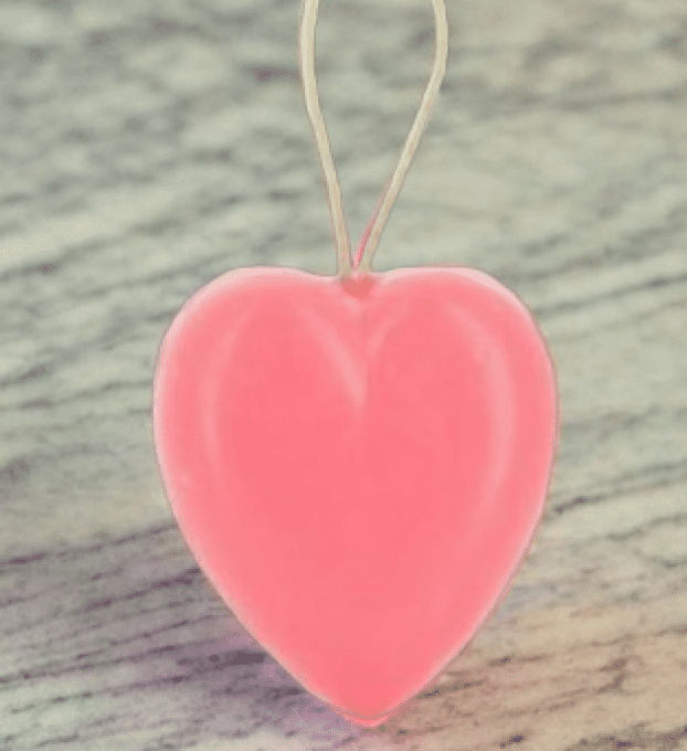 Coeur  avec corde 90 g			 			