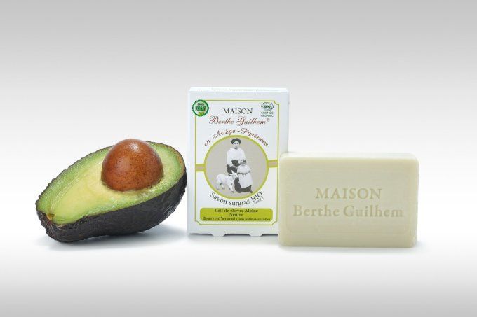 Savon certifié BIO sans huile de palme au lait de chèvre - NEUTRE & BEURRE D'AVOCAT