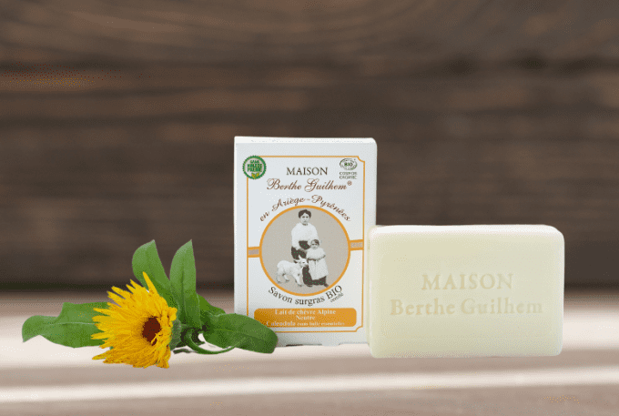 Savon certifié BIO sans huile de palme au lait de chèvre - NEUTRE & CALENDULA